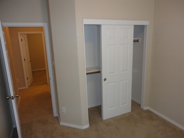 Building Photo - 1139 Northern Lights Way NE