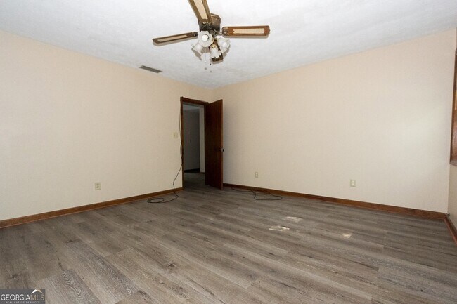 Building Photo - 3192 Octavia Ln