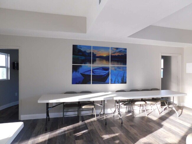 Building Photo - 6168 Deepwater Dr