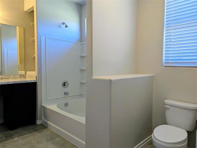 Building Photo - 13733 The Brook Blvd