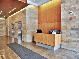 Building Photo - 3208 City Pl