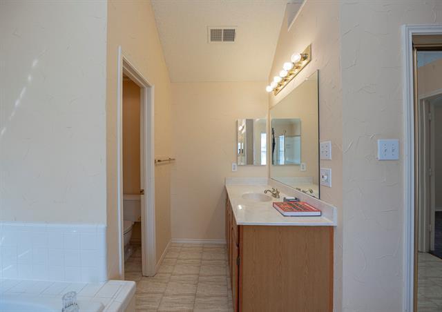 Building Photo - 7405 Stoney Point Dr