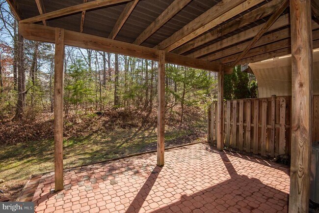 Building Photo - 18818 Silverwood Terrace