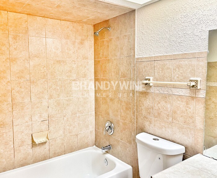 Building Photo - 11580 Coral Ridge Ave