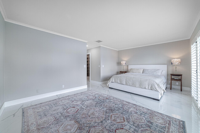 Building Photo - 3474 S Ocean Blvd