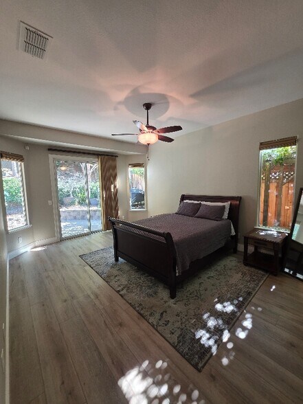 Building Photo - 1332 Parsons Ct