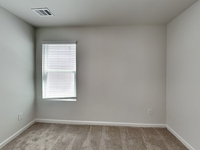 Building Photo - 1084 Benfield Ridge