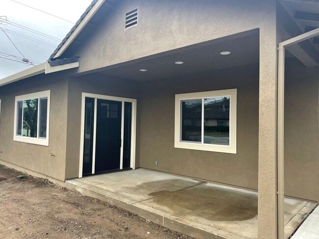 Building Photo - 2 Bedroom, 2 Bathroom ADU