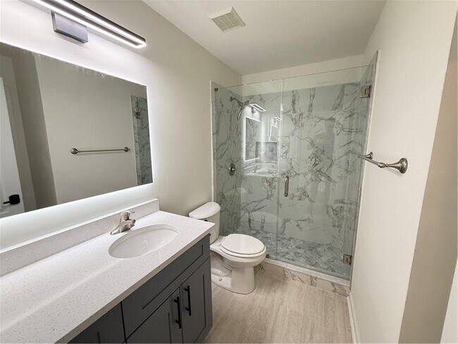 Building Photo - 2822 Savannah Walk Cove
