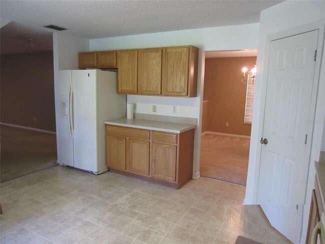 Building Photo - 926 Horseshoe Falls Dr