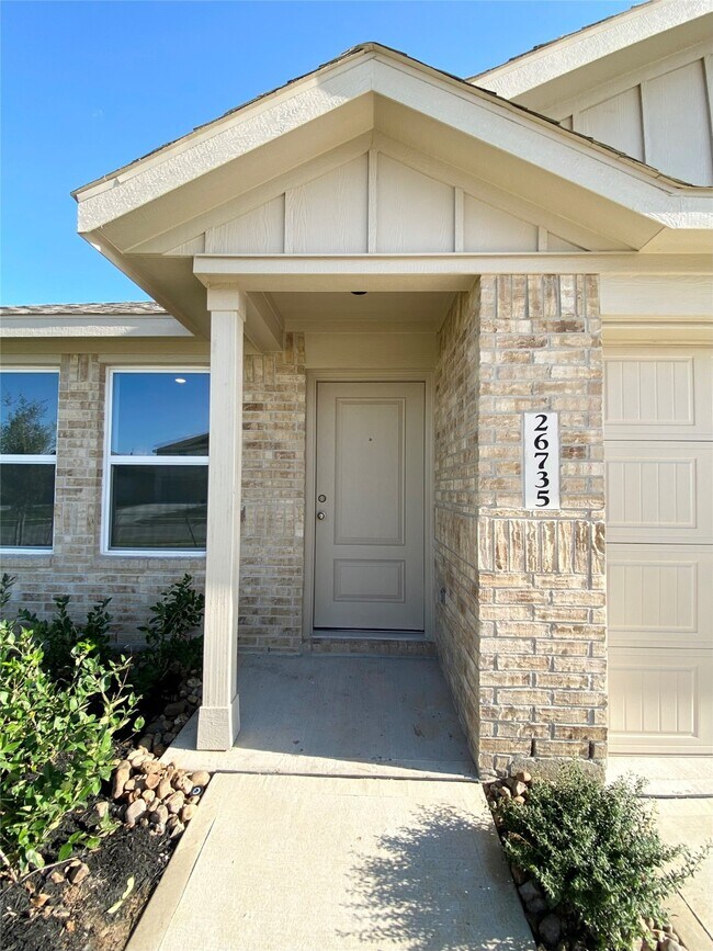 Building Photo - 26735 Willow Ln