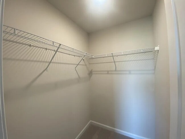 Building Photo - 1537 Woodhouse Dr