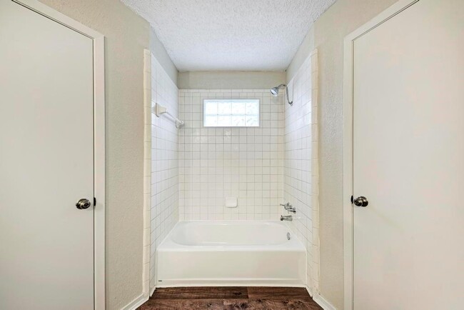 Building Photo - 12002 Bobcat Trail