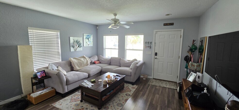 Building Photo - 1758 31st Ave N