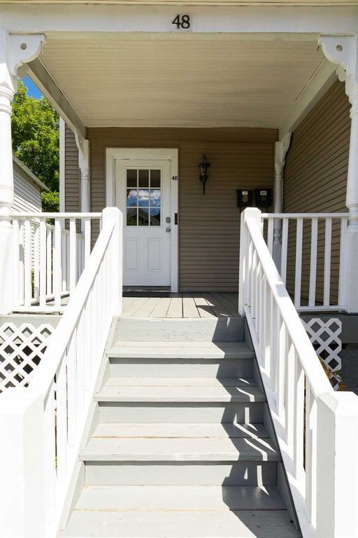 Building Photo - 48 Columbia St