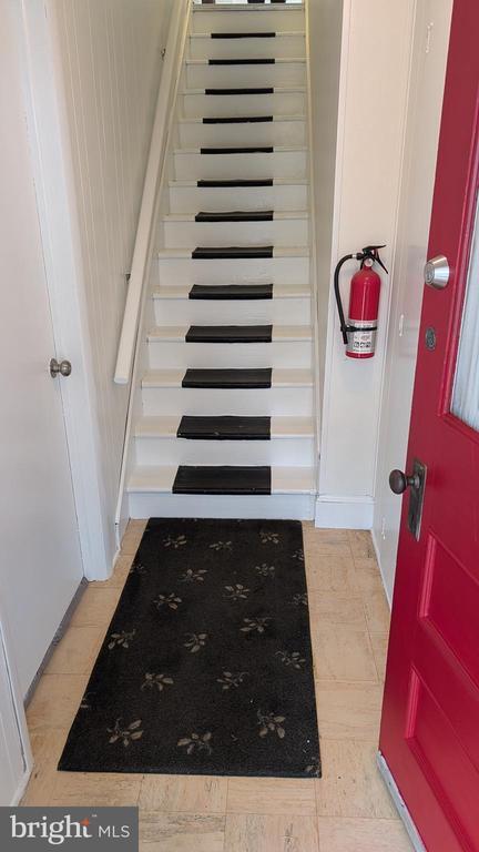 Building Photo - 302 Leidy Rd