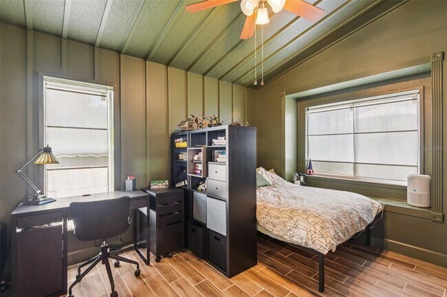 Building Photo - 1266 Paradise Lake Dr