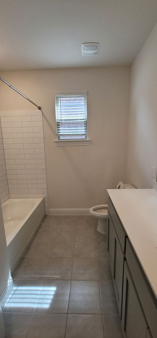 Building Photo - Beautiful 2 Story House with 2 Living Area...