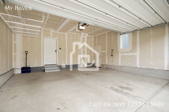 Building Photo - 1473 W 67th Ave