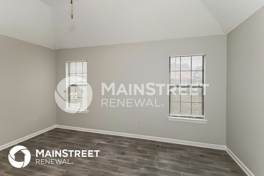 Building Photo - 5429 Kindle Creek Dr