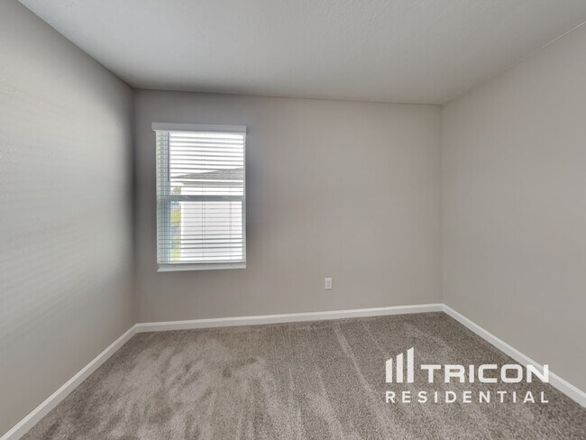 Building Photo - 10231 Old Dixie Hwy