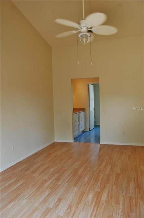 Building Photo - 2832 Oak Shore Rd