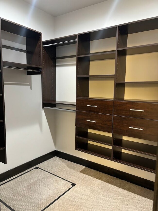 Building Photo - Stunning 4-bedroom, 3-bathroom home in The Ranch Club