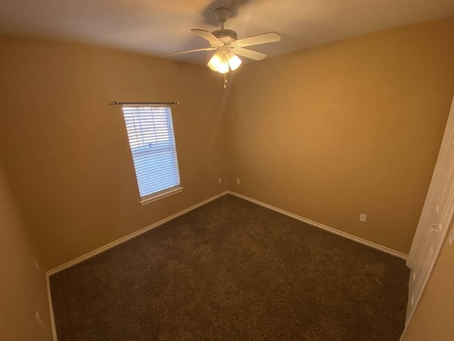 Building Photo - 6012 Remington N Cir