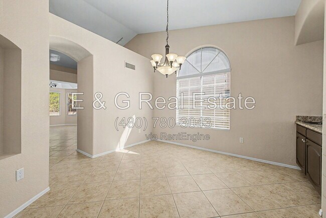 Building Photo - 4106 E Ashurst Dr