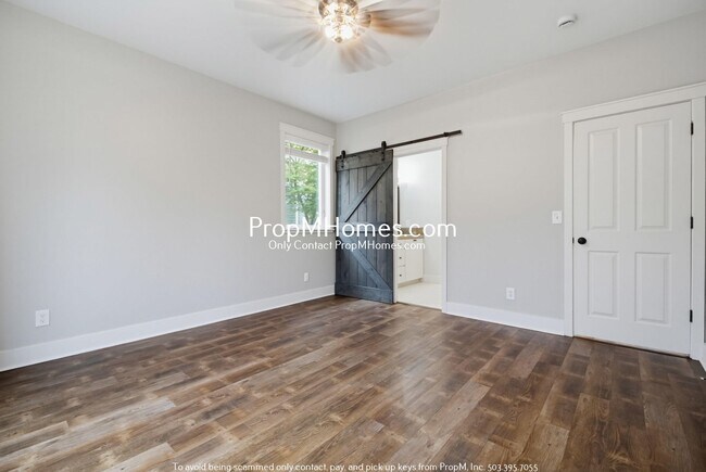 Building Photo - 11641 SW Grenoble St