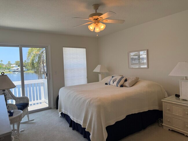 Building Photo - 809 Ocean Dunes Cir