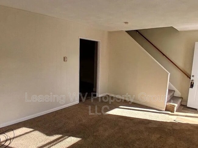 Building Photo - 2704 Creamery St