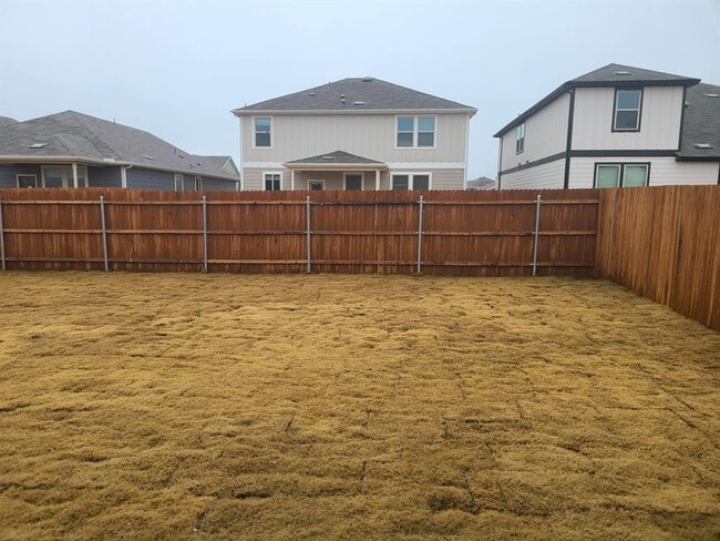 Building Photo - 32 Pacific Loon St