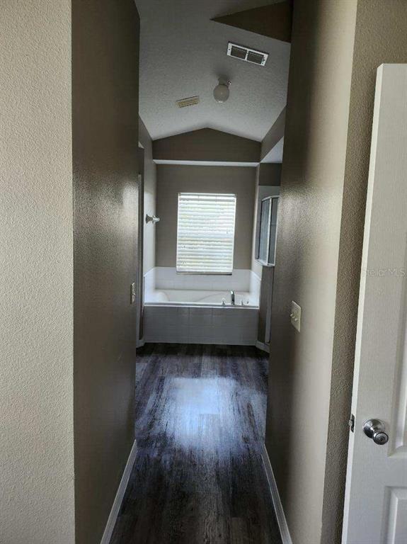 Building Photo - 2617 Athens Dr