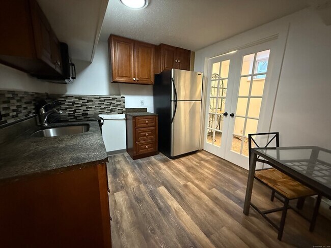 Building Photo - 1 Stetson St