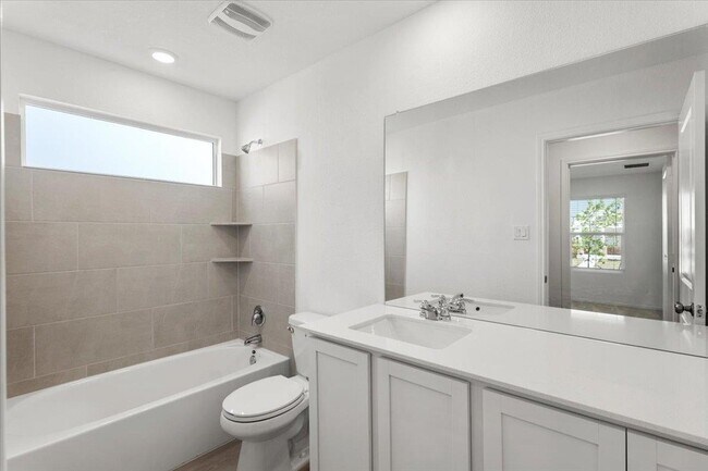 Building Photo - 316 Keefer