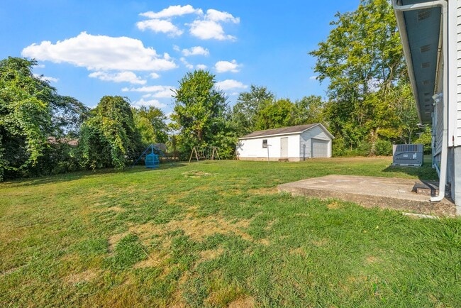 Building Photo - 1405 Barberry Pl