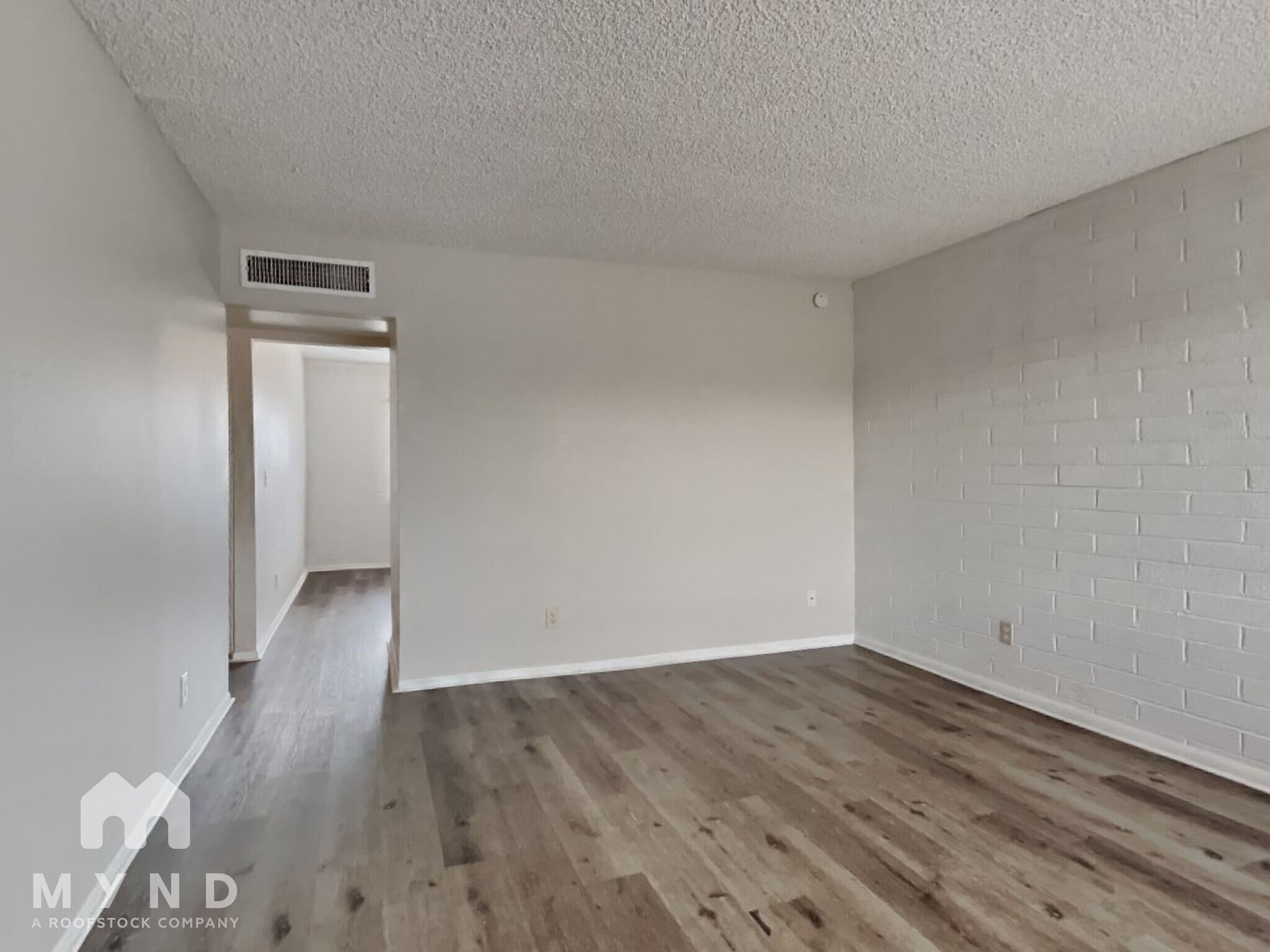 Building Photo - 15049 N 29th Ave