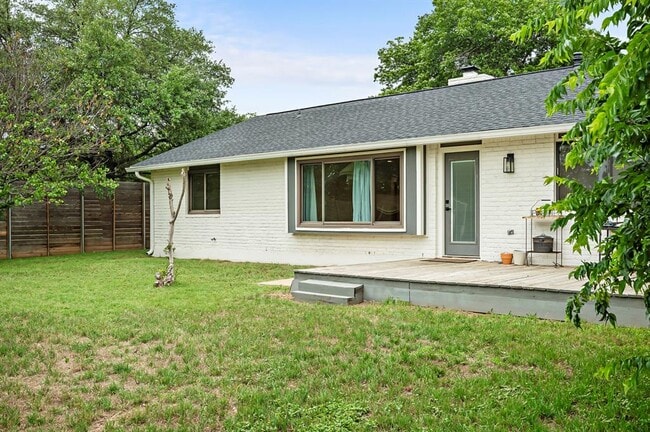 Building Photo - 7700 Manassas Dr