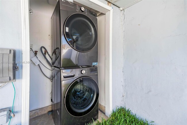 Building Photo - 19021 NW 45th Ave