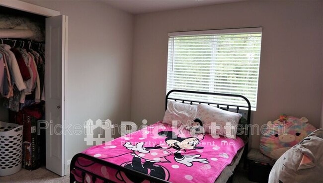 Building Photo - 6477 Hornet Cir NE