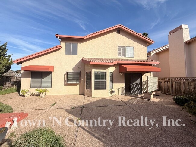 Building Photo - 139 Greenbriar Way