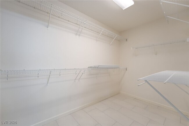 Building Photo - 10222 June Flower Dr