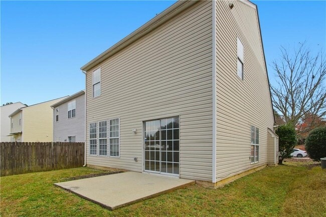 Building Photo - 1609 Heyford Cir NW