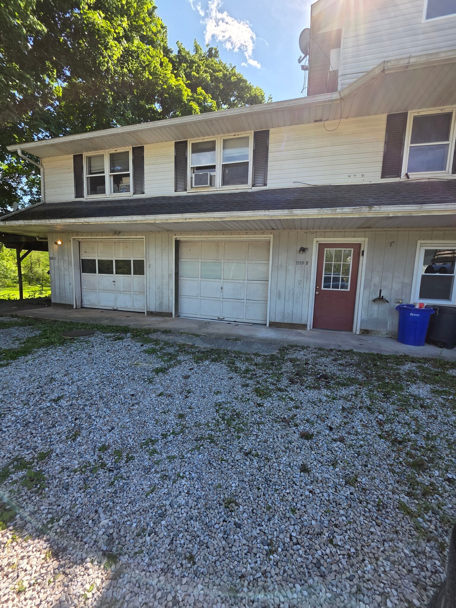 Building Photo - 1110 Pines Rd