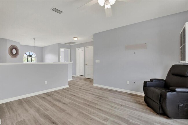 Building Photo - 544 Lake Cypress Cir