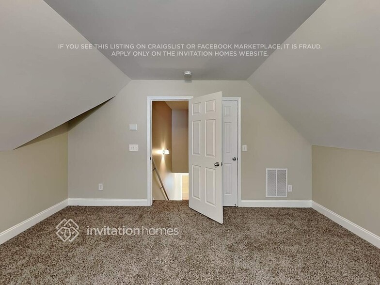 Building Photo - 8295 Mossybrook Ln
