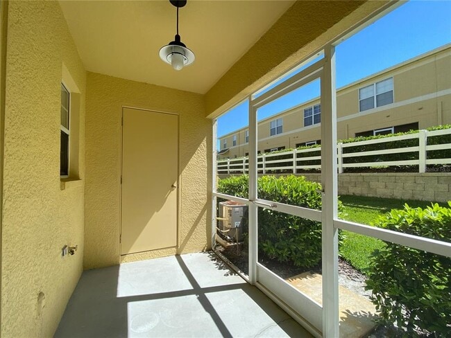 Building Photo - 253 Castlekeeper Pl