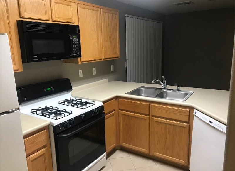 Building Photo - 10063 Swimming Hole St