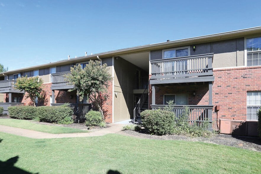 Bradford Chase 24 Williamsburg Village Dr Jackson TN 38305